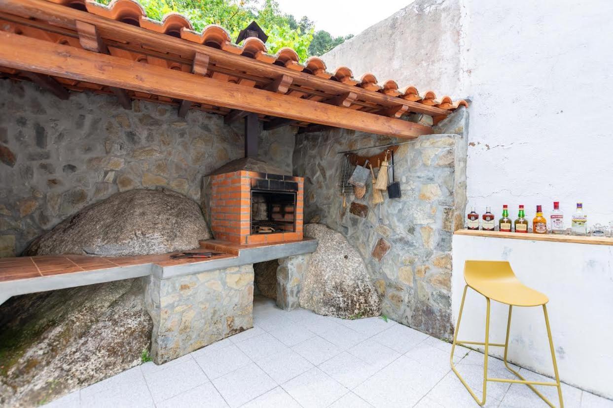 A Casa Da Rapariga De Cabelo Azul Appartement Manteigas Buitenkant foto
