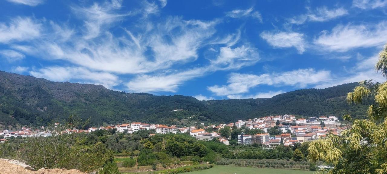A Casa Da Rapariga De Cabelo Azul Appartement Manteigas Buitenkant foto